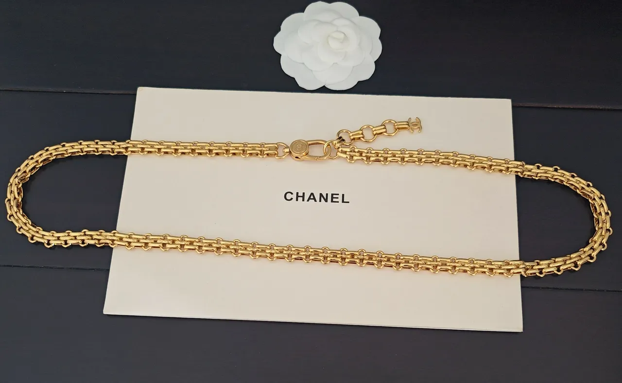 Chanel Chain Necklace Gold Interlocking Oval Link Necklace 2