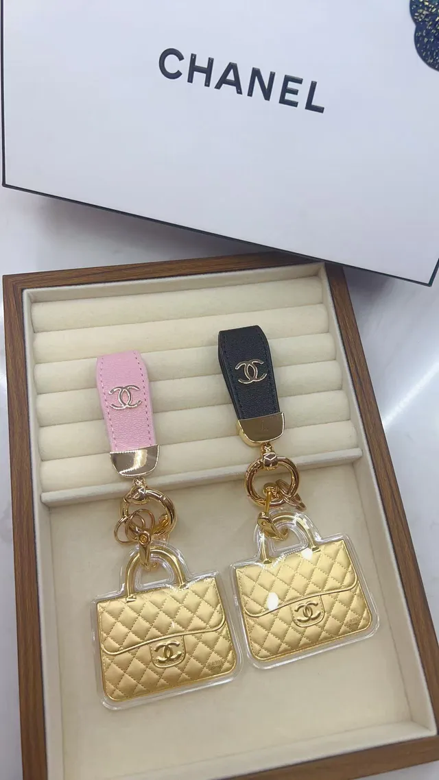 Chanel Classic Flap Gold Pink sac à main matelassé 7