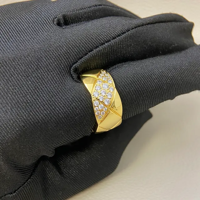 Chanel Coco Crush Quilted Pavé Diamond Wide Band Rings 5