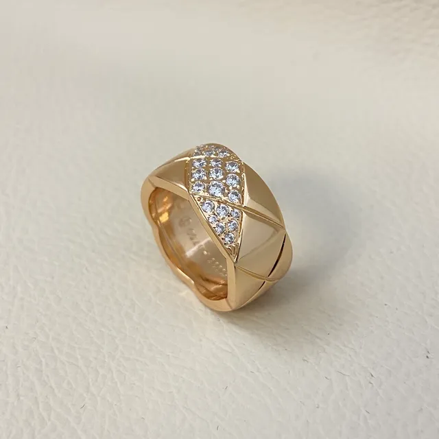 Chanel Coco Crush Quilted Pavé Diamond Wide Band Rings 7