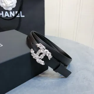 Chanel Crystal CC Laurel Motif काला चमड़े का बेल्ट