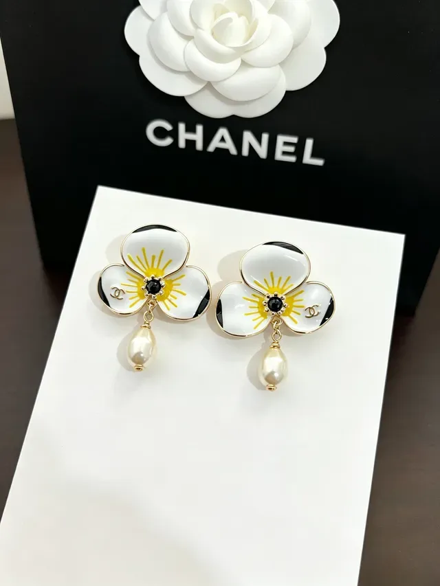 Chanel Floral Enamel and Pearl Drop Earrings 4