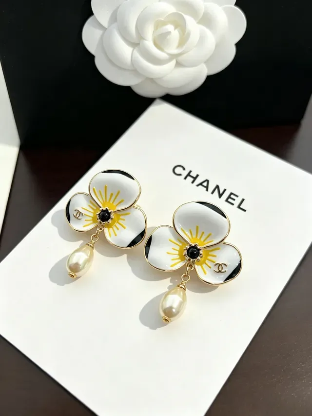 Chanel Floral Enamel and Pearl Drop Earrings 7