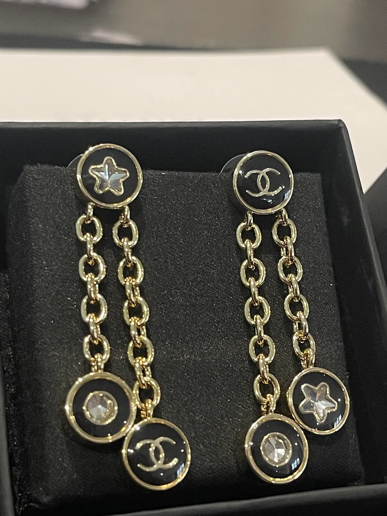 Chanel Gold Black Chain-Link Drop Enamel Circles Earrings 5