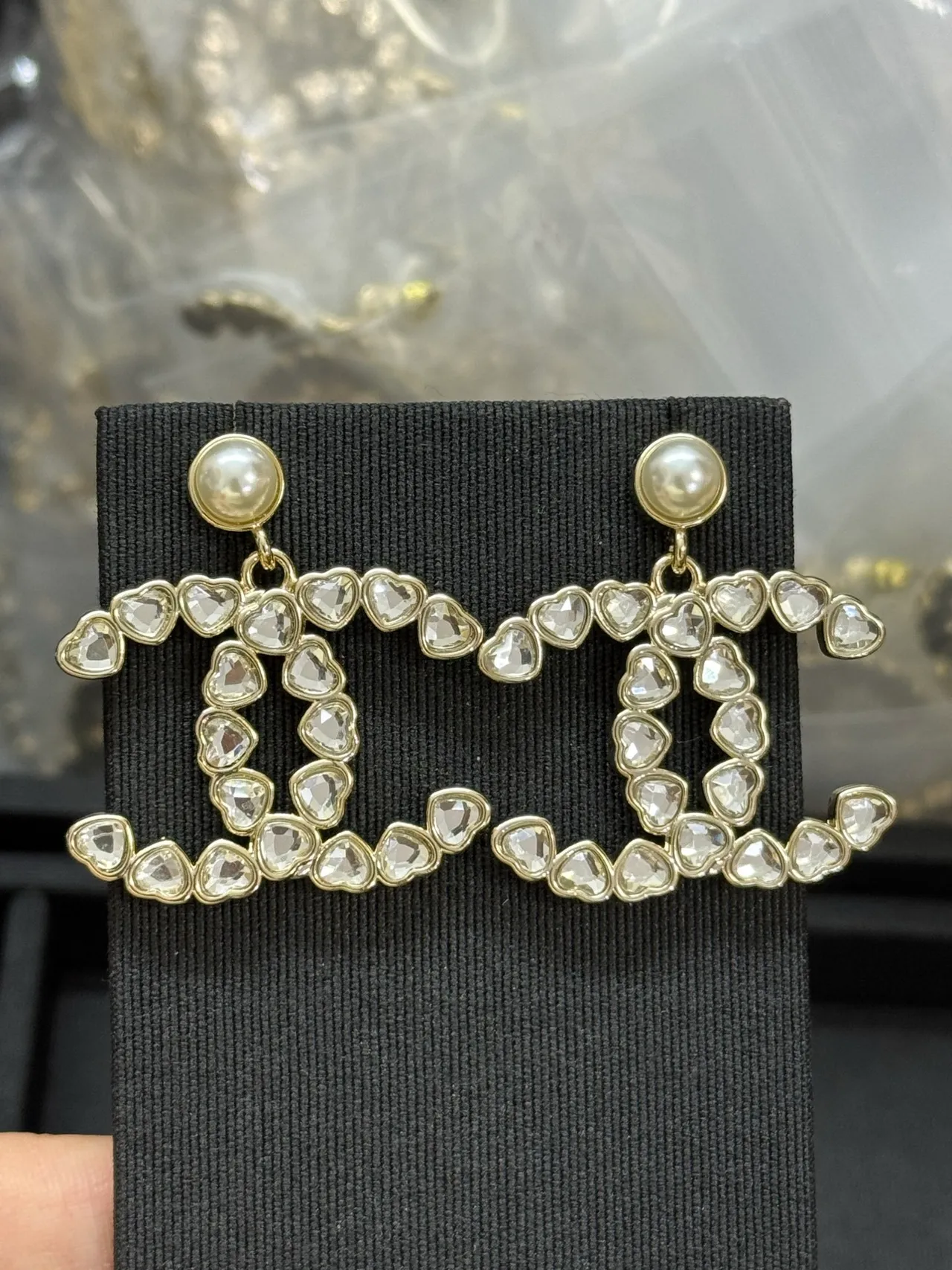 Chanel Gold White Heart-Shaped Crystal Pavé Pearl-Top Stud Earrings 7