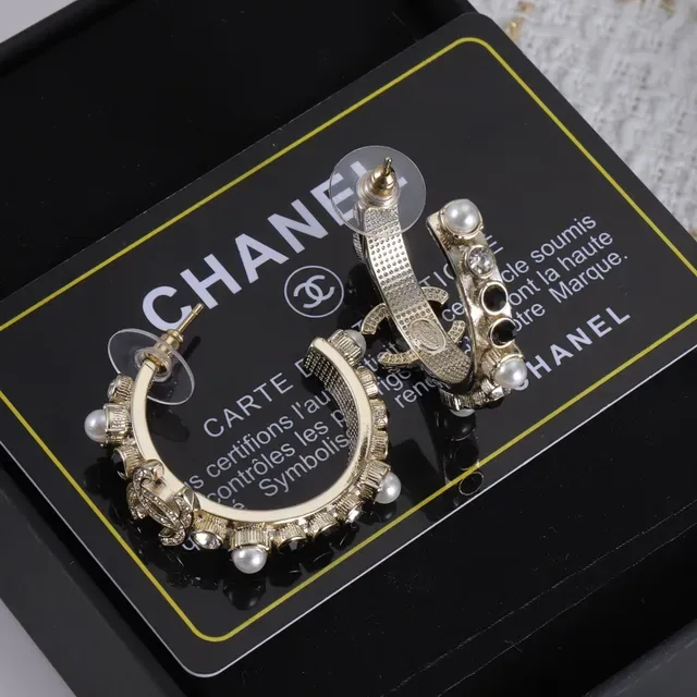 Chanel 金白色金属珍珠和水晶镶嵌耳环 6
