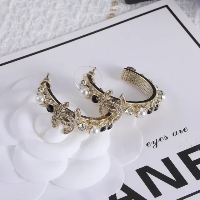 Chanel 金白色金属珍珠和水晶镶嵌耳环 9