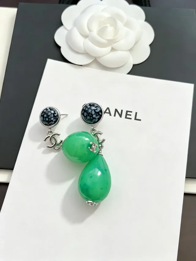 Chanel Green Black Teardrop Pendant Speckled Stone Top Earrings 5