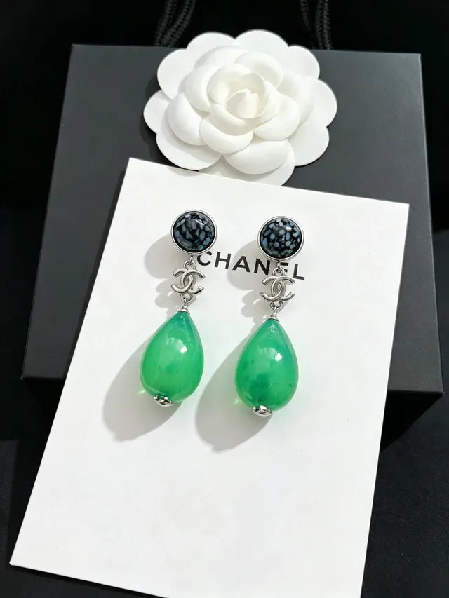Chanel Green Black Teardrop Pendant Speckled Stone Top Earrings 7