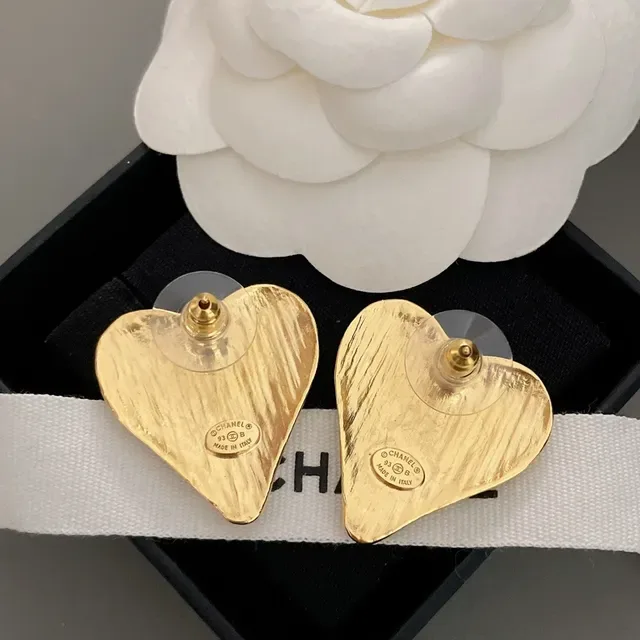 Chanel Heart CC Brincos Oro-Tone 5