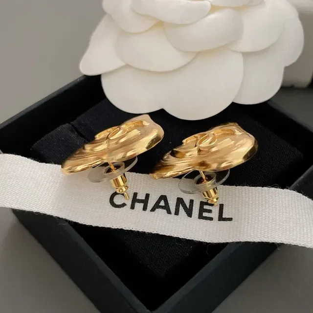 Chanel Heart CC Brincos Oro-Tone 6
