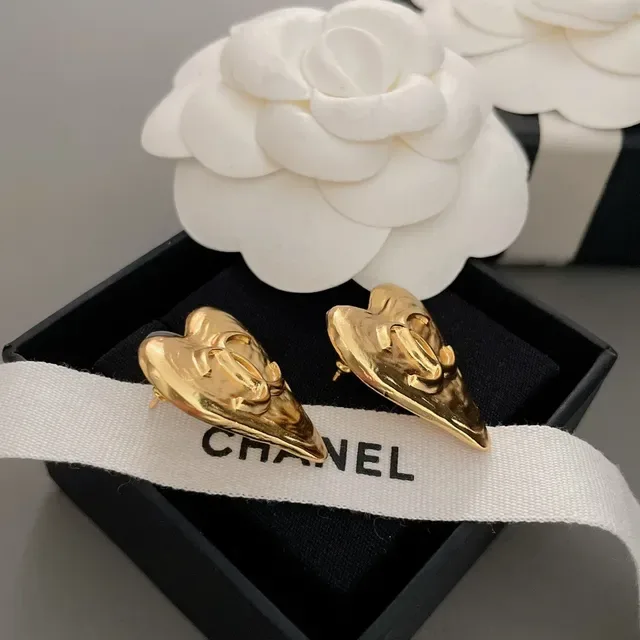 Chanel Heart CC Brincos Oro-Tone 7