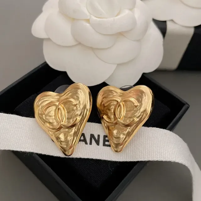 Chanel Heart CC Brincos Oro-Tone 8