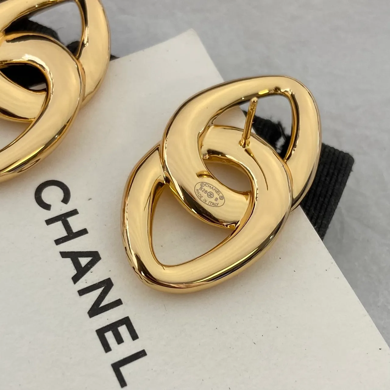 Chanel Interlocking Oval Link Gold-Tone Stud Earrings 3