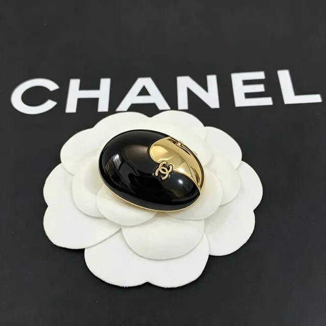 Chanel Les Beiges Brilho saudável Creme gel compacto preto e dourado bolsa 6
