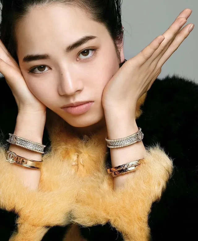 Chanel Pearl and Crystal Cuff Bracelet 6