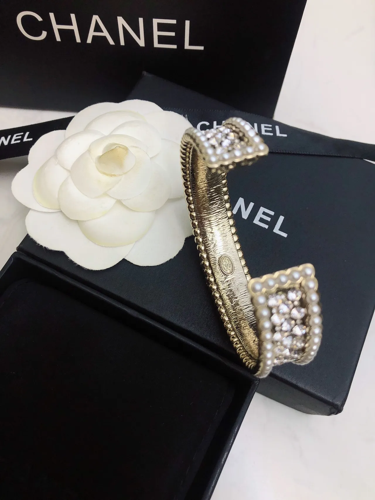 Chanel Pearl and Crystal Cuff Bracelet 7