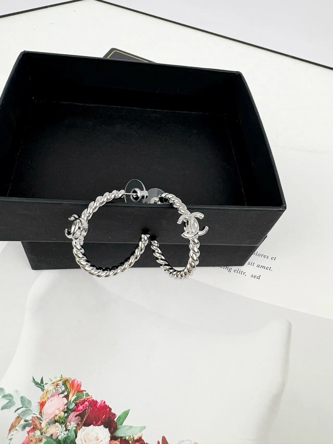 Chanel Rope Hoop Interlocking CC Gold-Tone Earrings 8