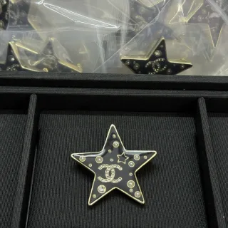Chanel Star-Shaped Brooch Black Gold Enamel Brooch