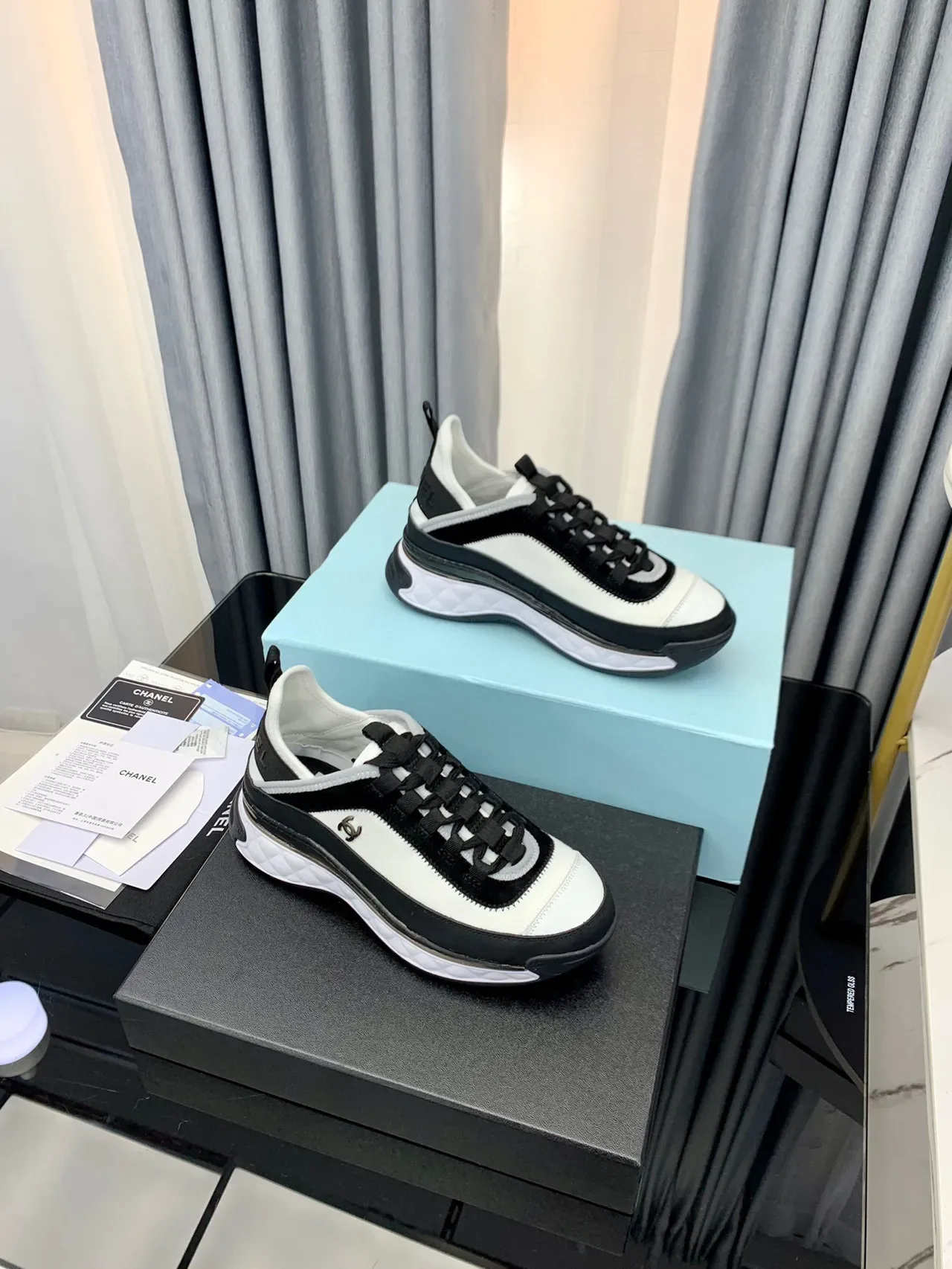 Chanel White Black Quilted Midsole Zippered Side Panel Lifestyle Sneakers 3