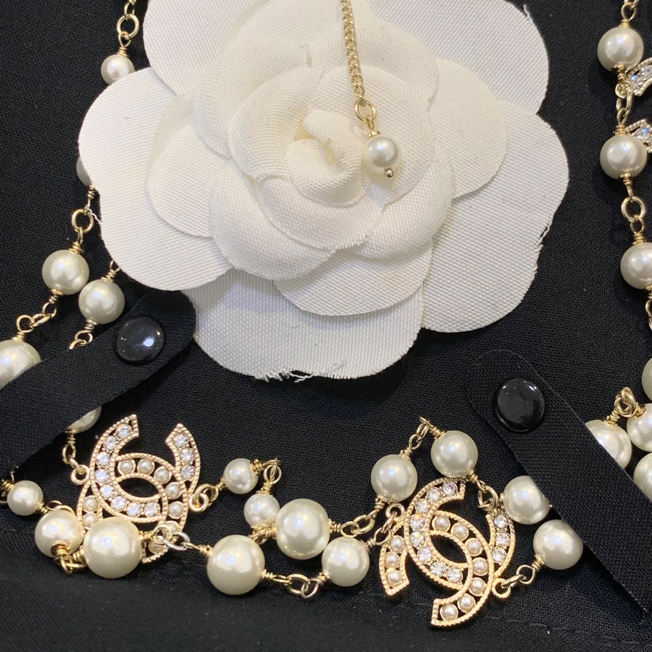 Chanel White Gold Pearl Strand Chain Necklace 6