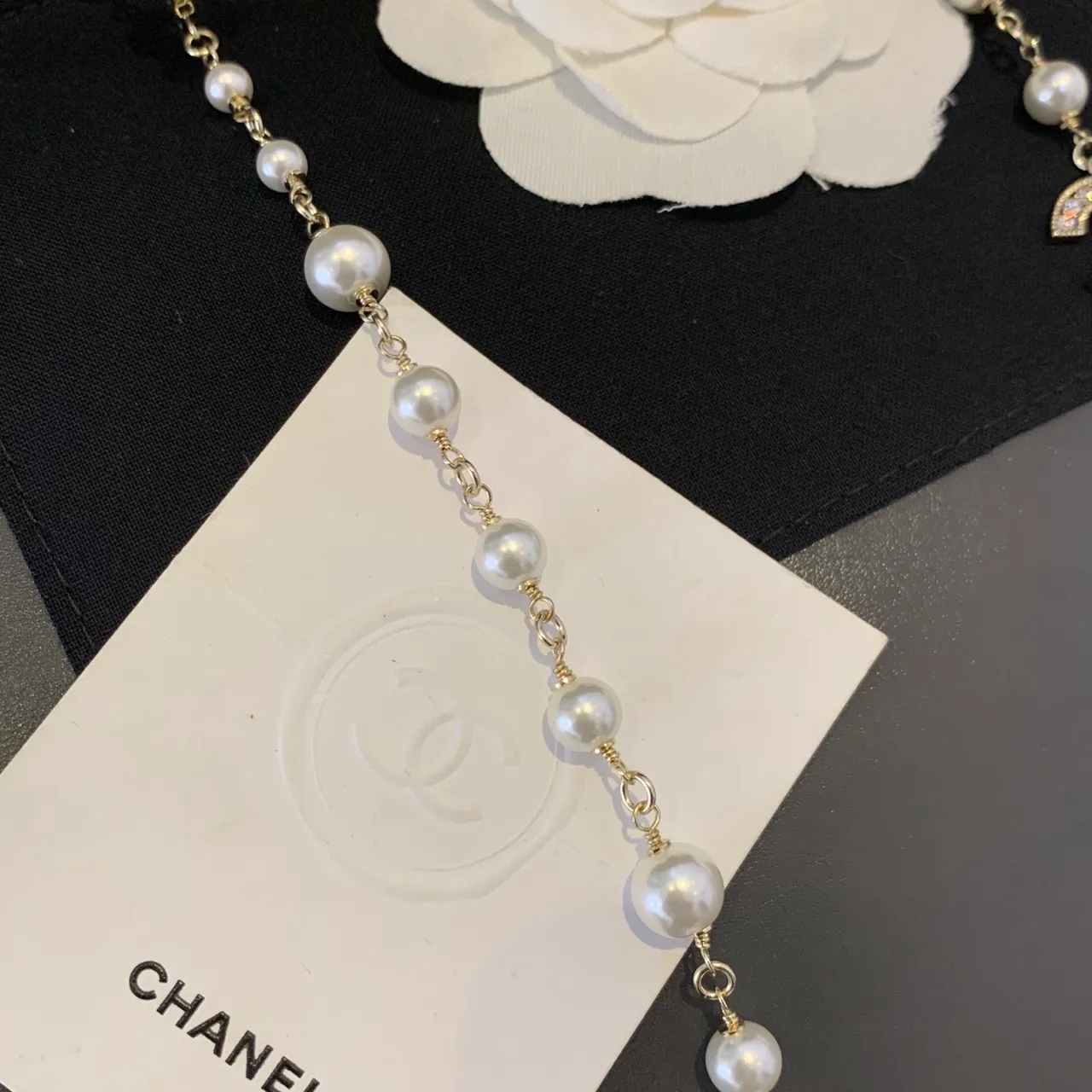 Chanel White Gold Pearl Strand Chain Necklace 8