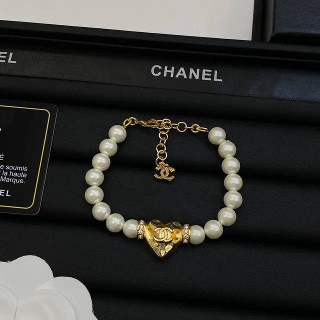 Chanel White Gold Pearl Strand Heart Charm Bracelet 5