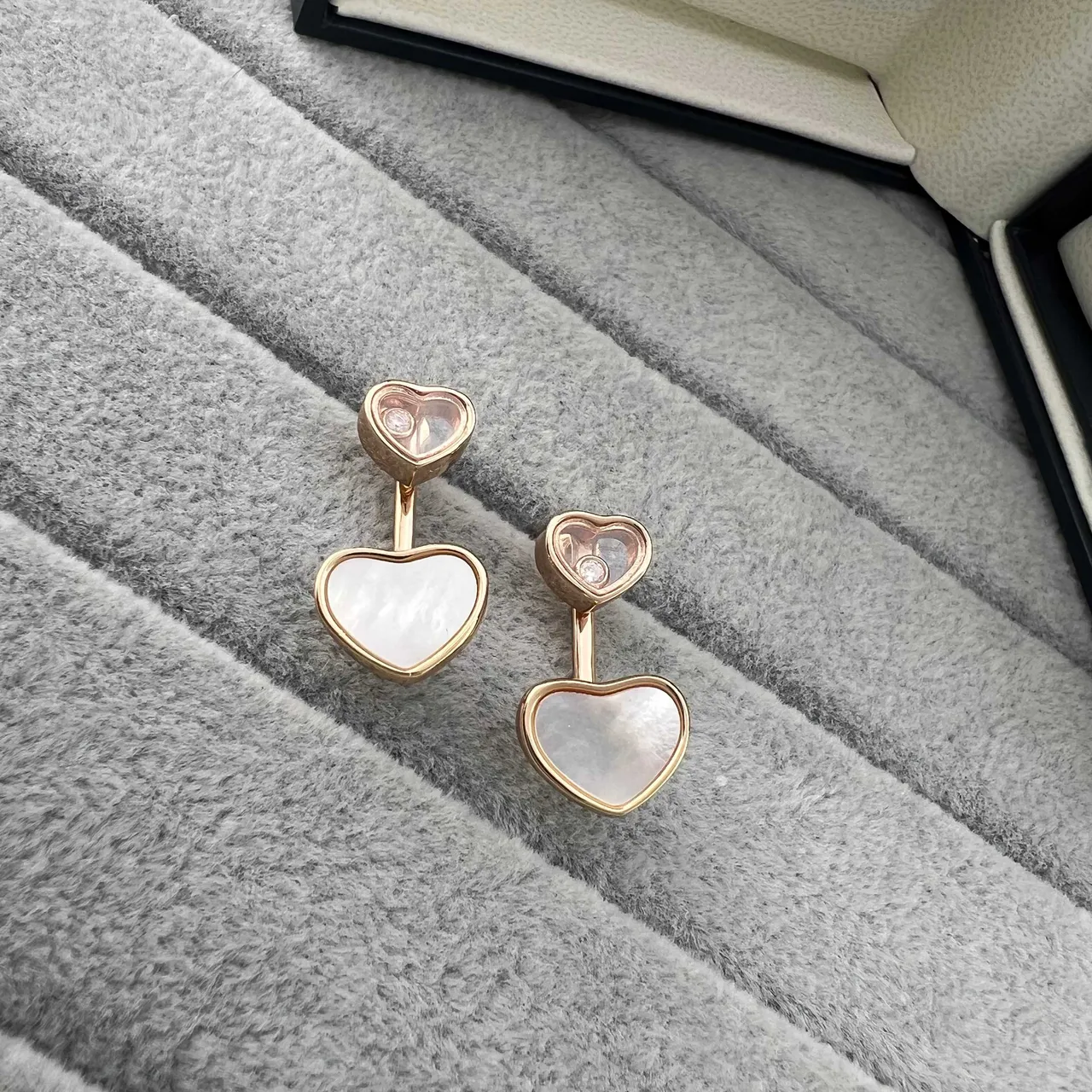 Chopard Cœurs Heureux Or Multicolore Motif Double Cœur Mobile Boucles d'oreilles Diamantées 7
