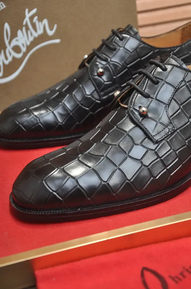 Christian Louboutin Croc-Embossed Cap-Toe Oxford Shoes 2