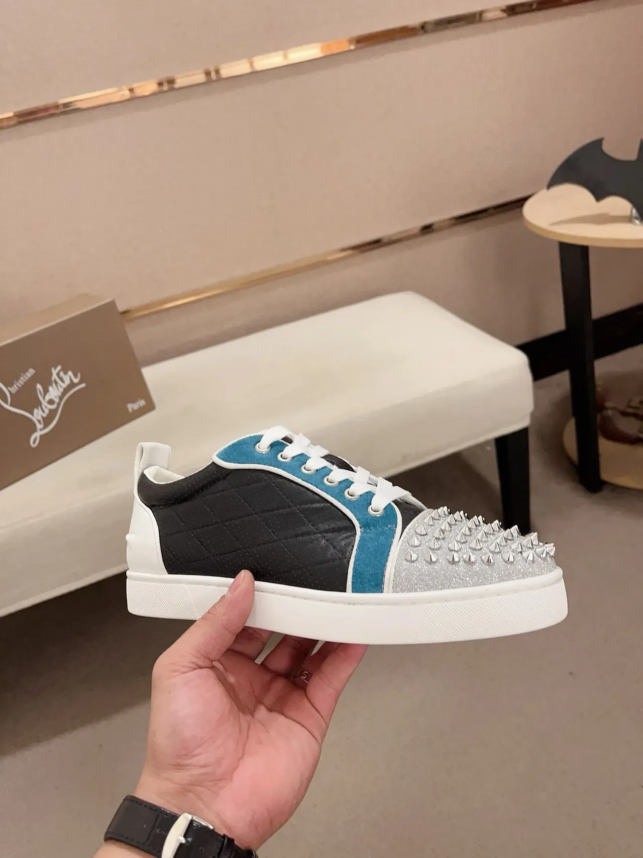 Christian Louboutin Lou Spikes Baskets Lifestyle Noirs Turquoise Argent Cloutés 3