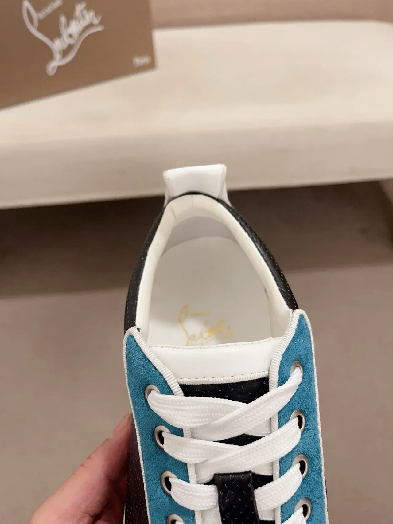 Christian Louboutin Lou Spikes Baskets Lifestyle Noirs Turquoise Argent Cloutés 5