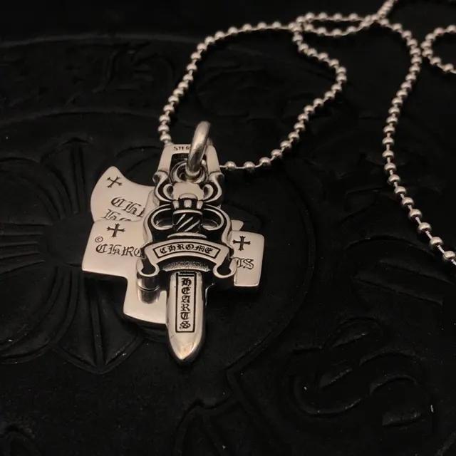 Chrome Hearts Croix et Épée Pendentif Collier 5
