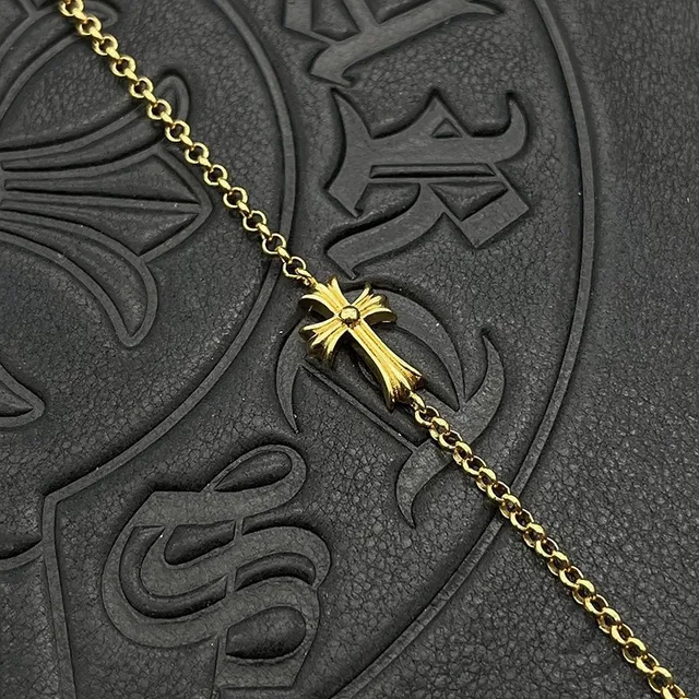 Chrome Hearts Pendentif Croix Chaîne Ovale Dorée 3