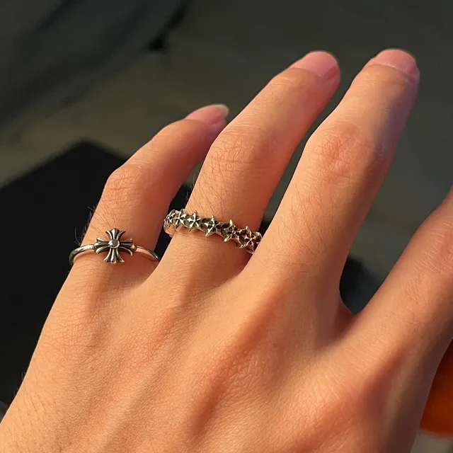 Chrome Hearts خاتم الصليب فضي مصقول نقش مزخرف خاتم 3