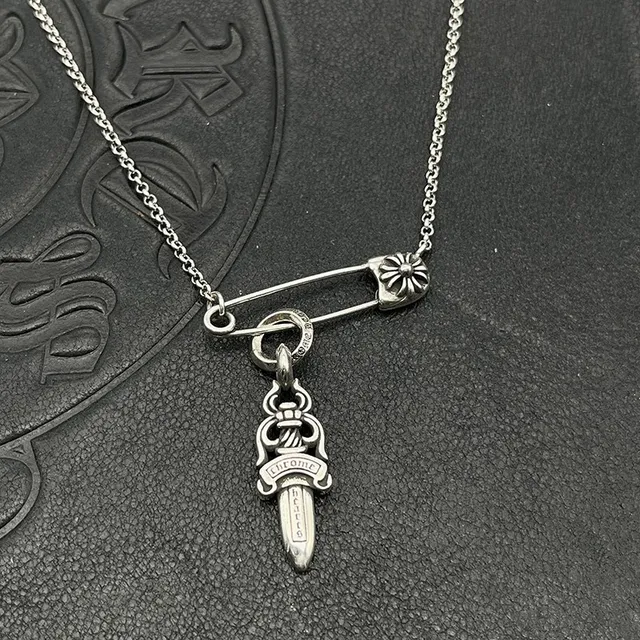 Chrome Hearts Collier Dague Épingle de Sécurité Collier Argenté Pendentif Fermoir Collier 5
