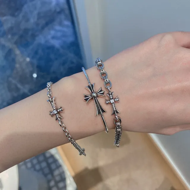 Chrome Hearts Colar de corrente dupla com pingante de cruz 2