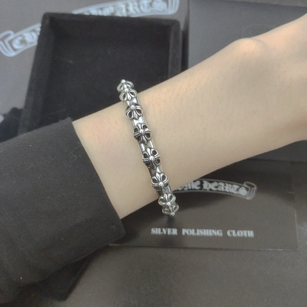 Chrome Hearts Fleur de Lis Cuff Oxidized Silver Bracelet 2