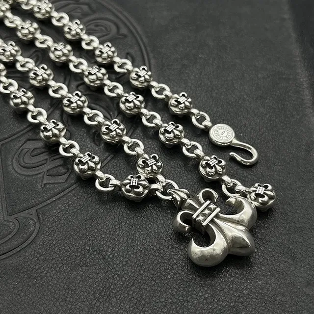 Chrome Hearts Fleur de Lis Pendant Necklace 2