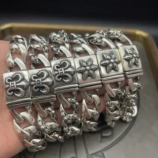 Chrome Hearts Lock Bracelet Oxidized Silver Fleur-de-Lis Star Motif Bracelets