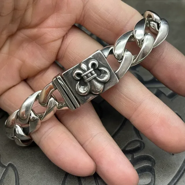 Chrome Hearts Bracelet à Cadenas Argent Oxydé Motif Fleur-de-Lis Étoile Bracelets 5