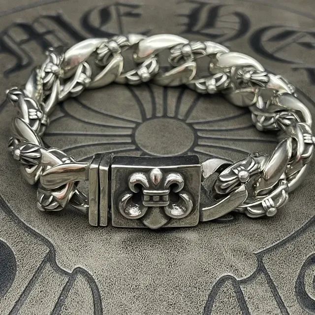 Chrome Hearts Bracelet à Cadenas Argent Oxydé Motif Fleur-de-Lis Étoile Bracelets 7
