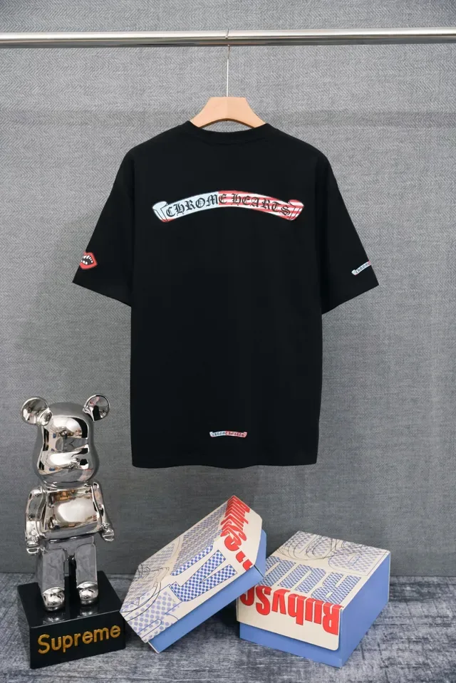 Chrome Hearts Logo Embroidered Lips Graphic T-Shirt 2
