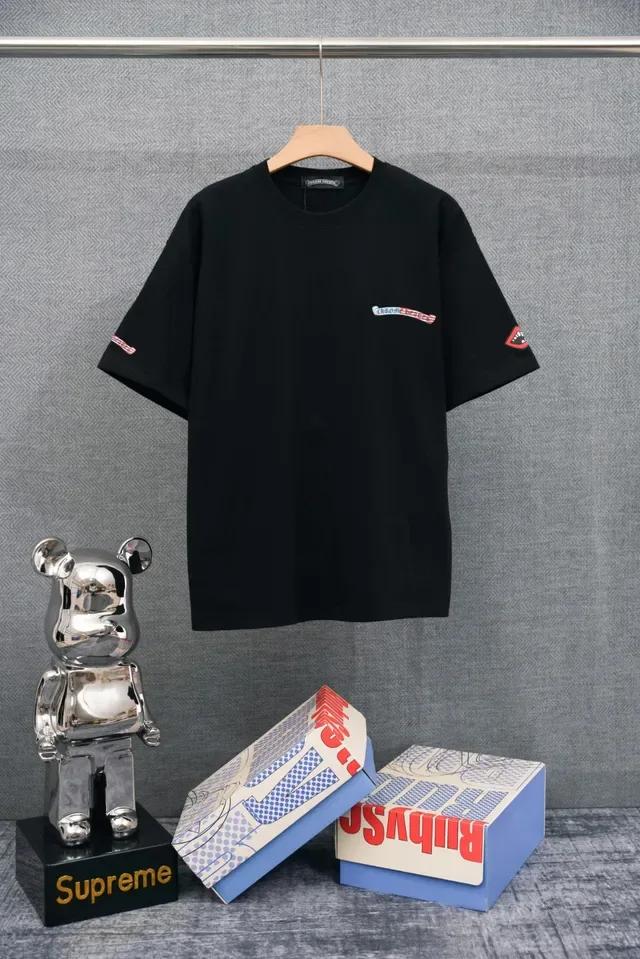 Chrome Hearts Logo Embroidered Lips Graphic T-Shirt 3
