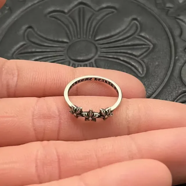Chrome Hearts Plata Negro Oxidado Tres Motivos Florales Anillo 4