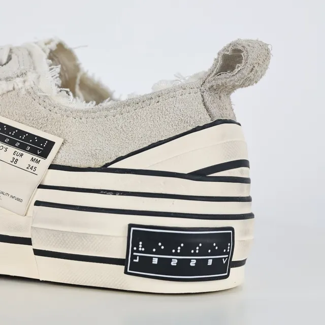 Converse Beige Black Deconstructed Canvas Raw-Edge Detailing Lifestyle Sneakers 4