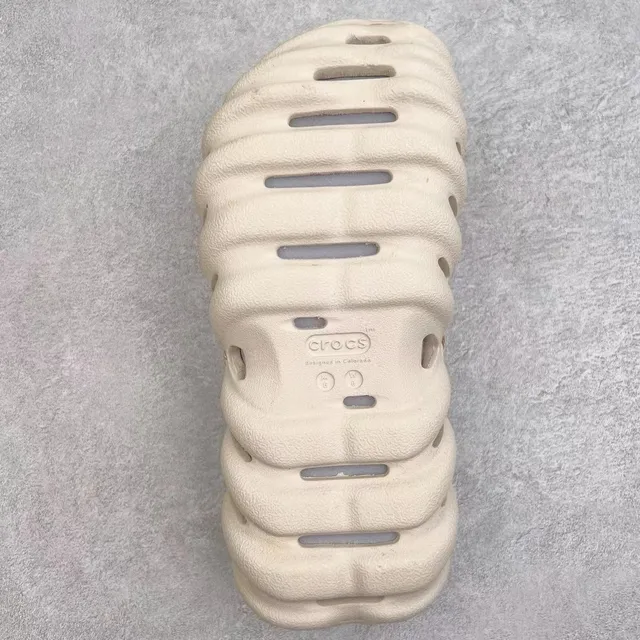 Crocs Echo Clog zueco bege de espuma 2