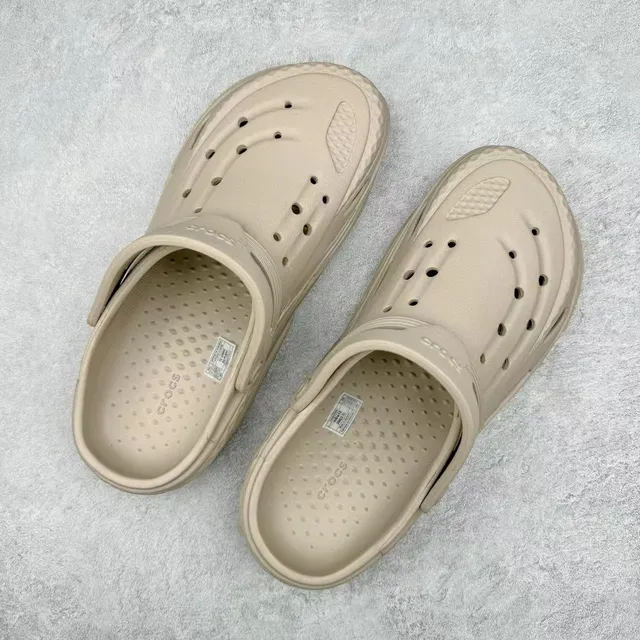 Crocs Echo Clog Beige Molded Foam Clog 3