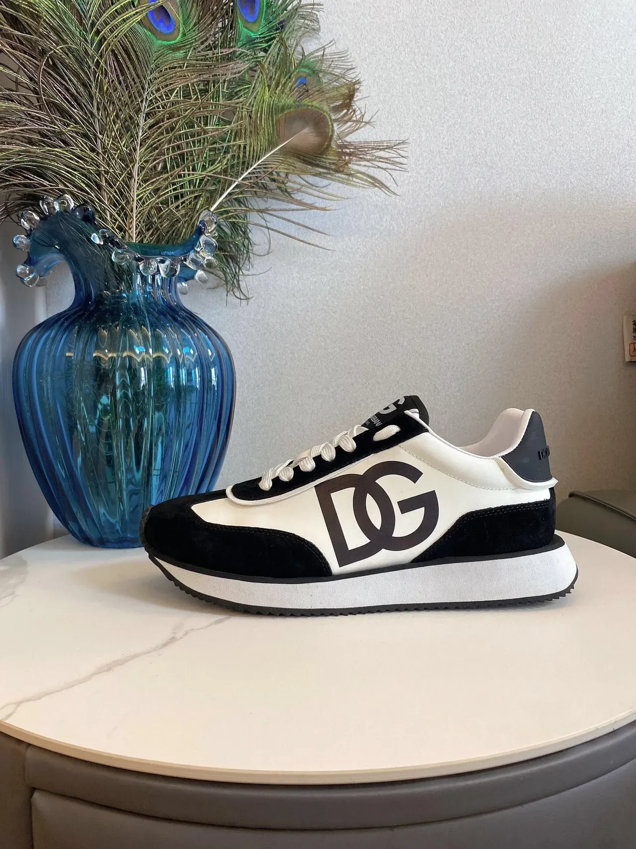 DC Shoes Black Beige Retro Runner Silhouette Suede And Leather Paneling Lifestyle Sneakers 5