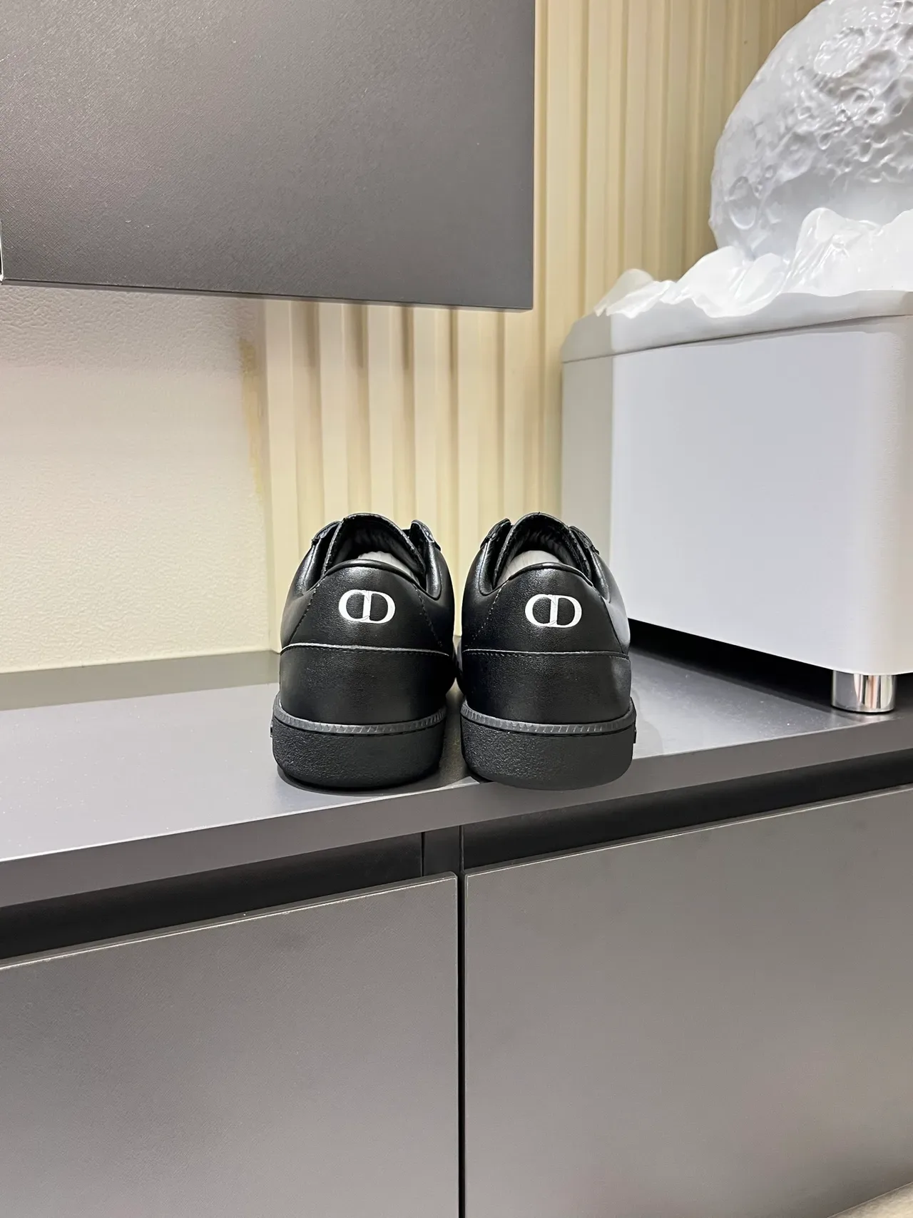 Dior B22 Sneakers Lifestyle Cuir Noir Panellée 2