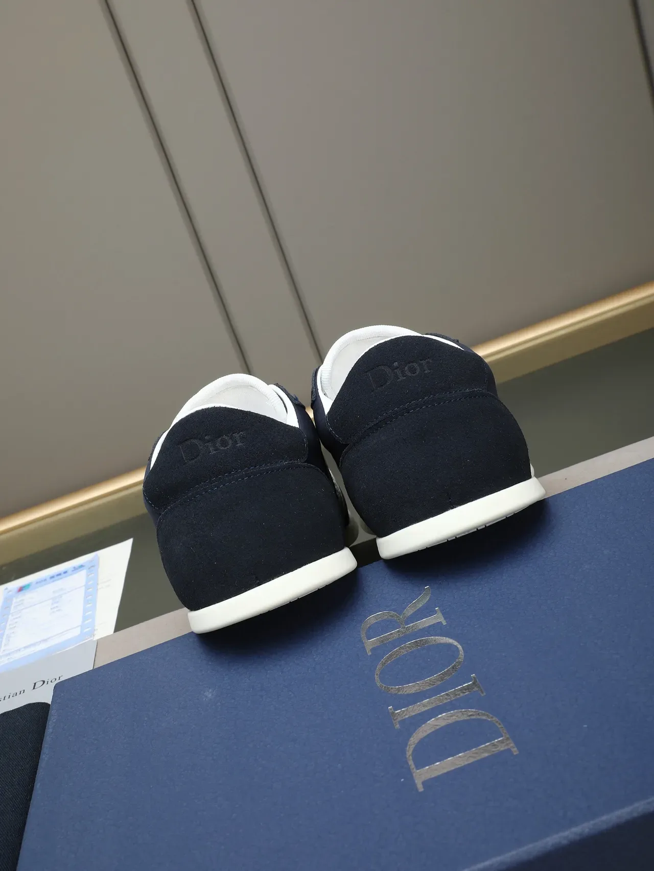 ديور B22 Navy Beige جلد أنتي علوي خطوط مزدوجة بشعار حذاء رياضي lifestyle 3